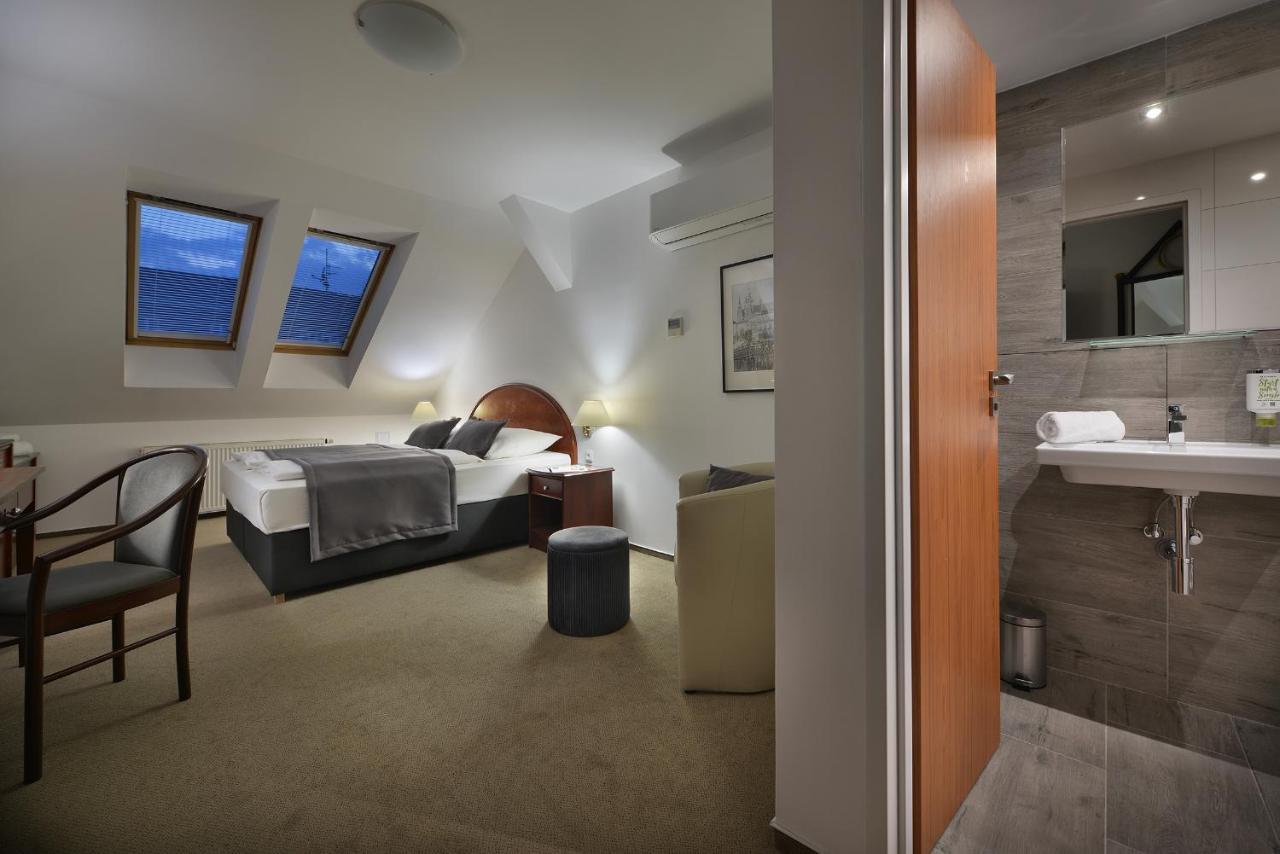 Prague Season Hotel Luaran gambar