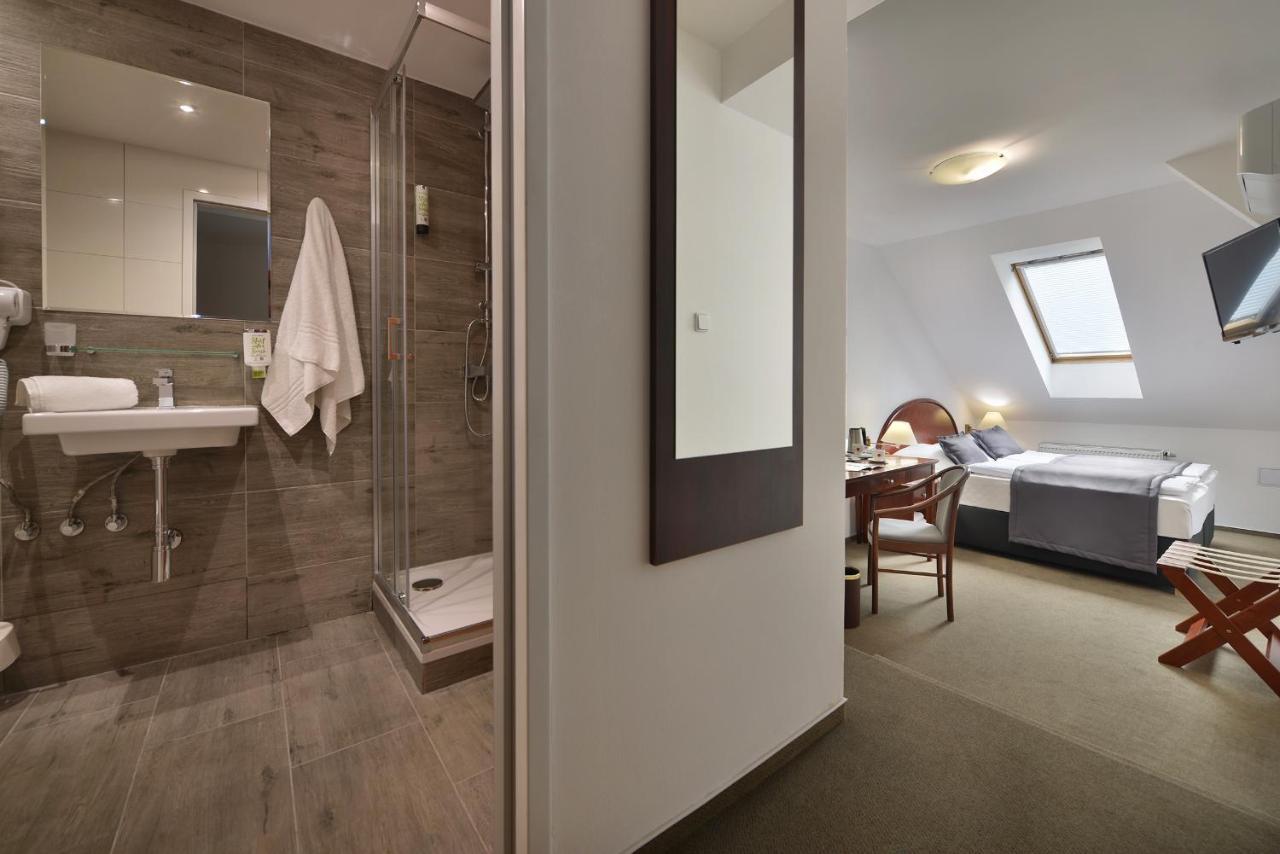 Prague Season Hotel Luaran gambar