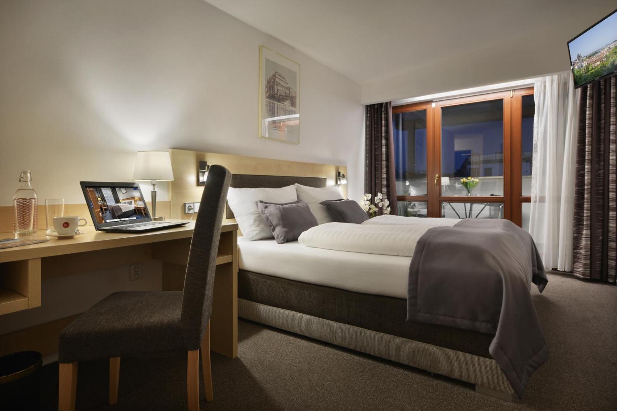 Prague Season Hotel Luaran gambar