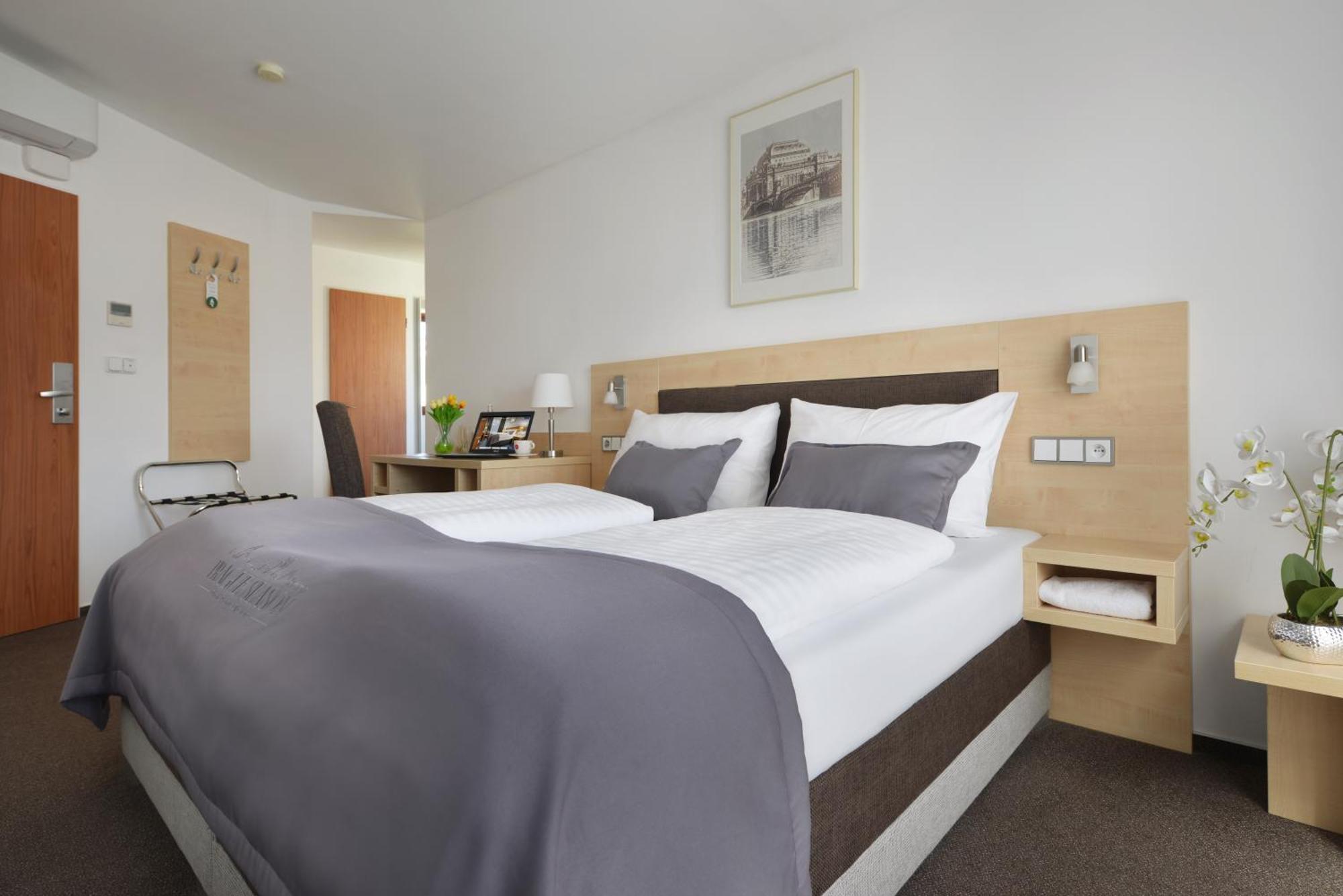 Prague Season Hotel Luaran gambar